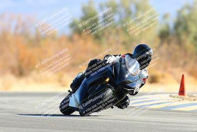 media/Jan-08-2022-SoCal Trackdays (Sat) [[1ec2777125]]/Turn 7 (1035am)/